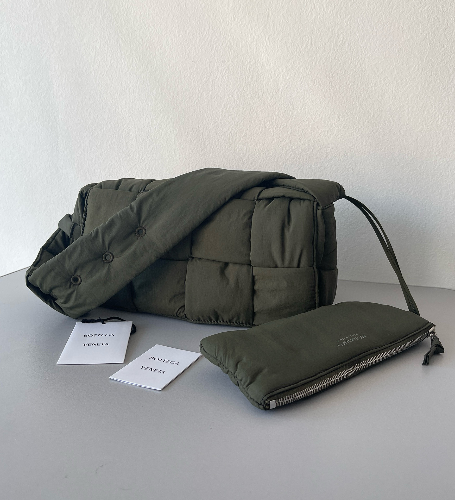 보테가베네타 628951 남녀공용가방