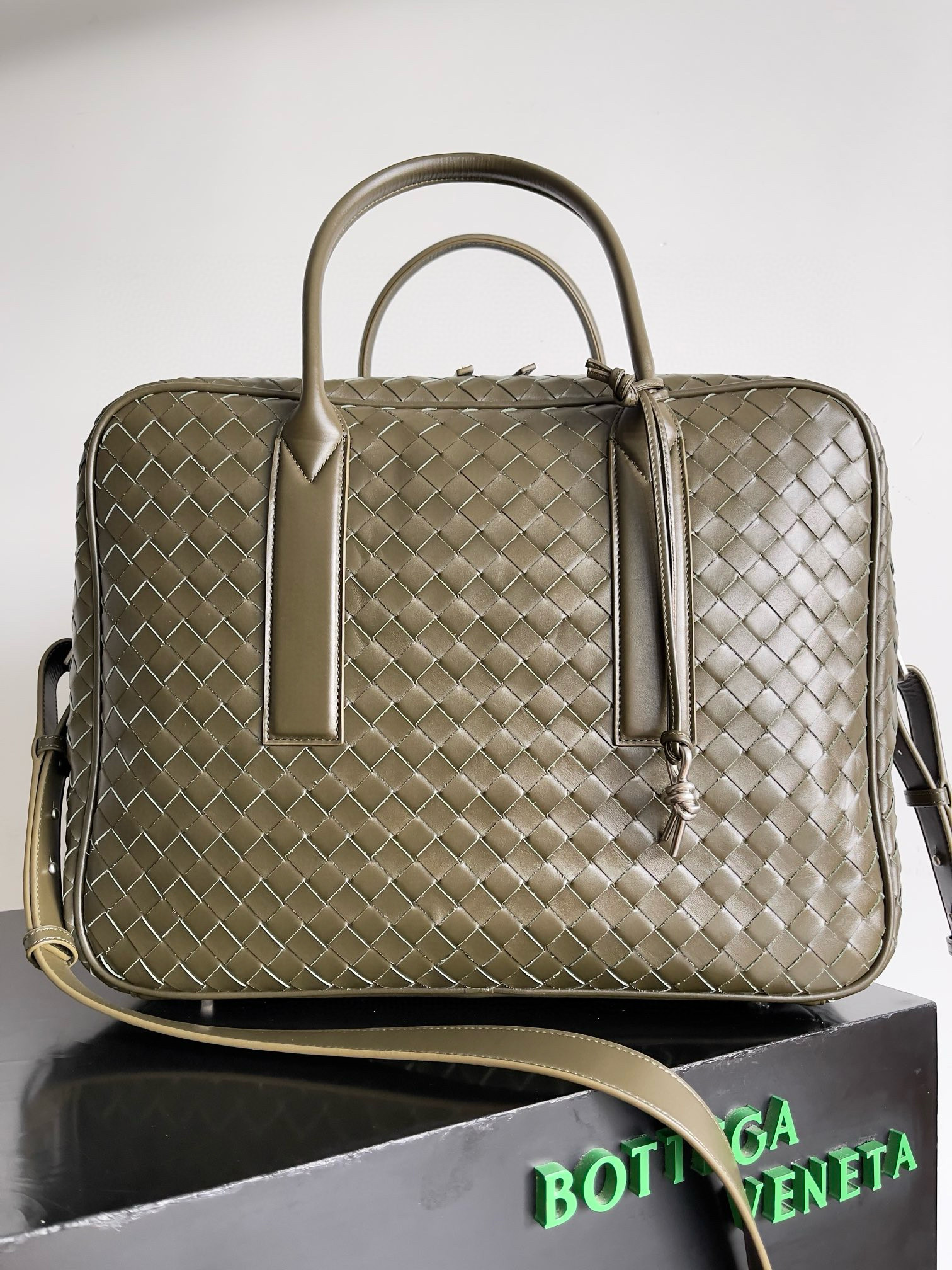 보테가베네타 766372 서류가방