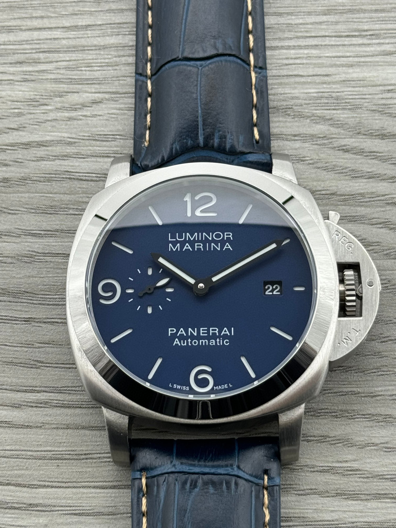 파네라이 A급 남자시계