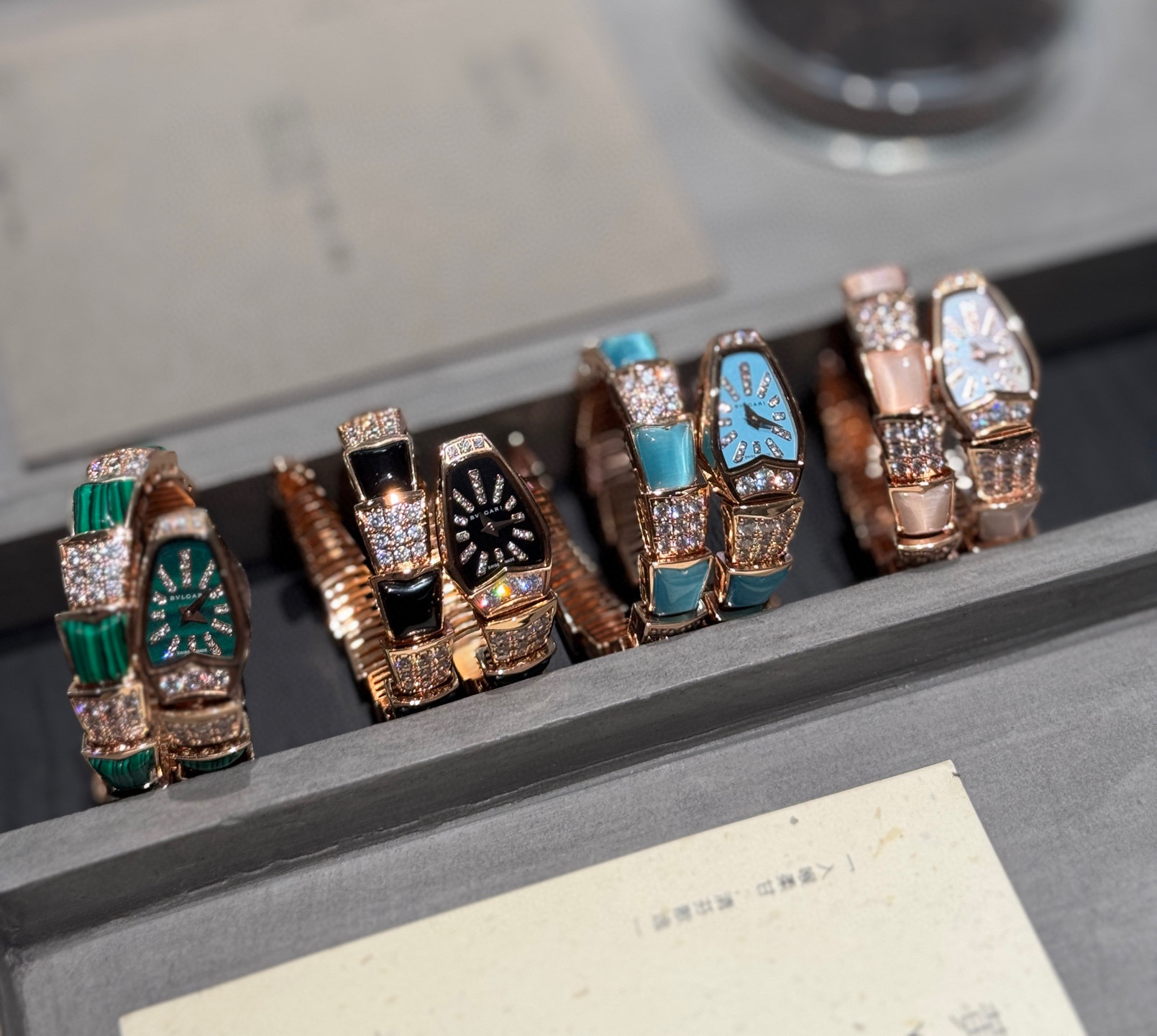 불가리 3칼라 미러급 여자시계