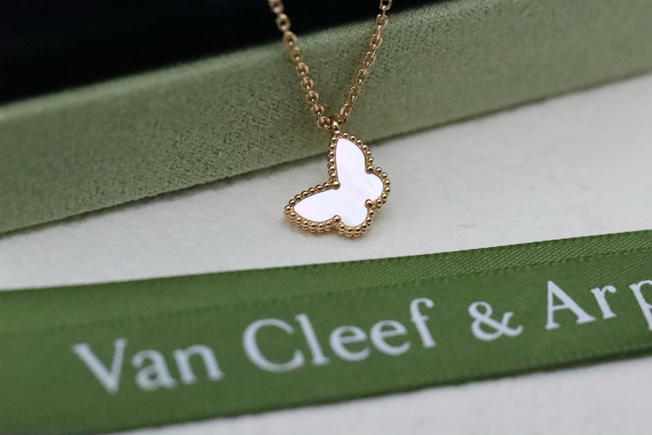 반클리프앤아펠 목걸이