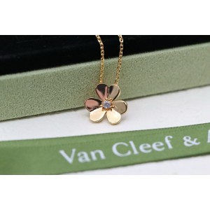 반클리프앤아펠 목걸이