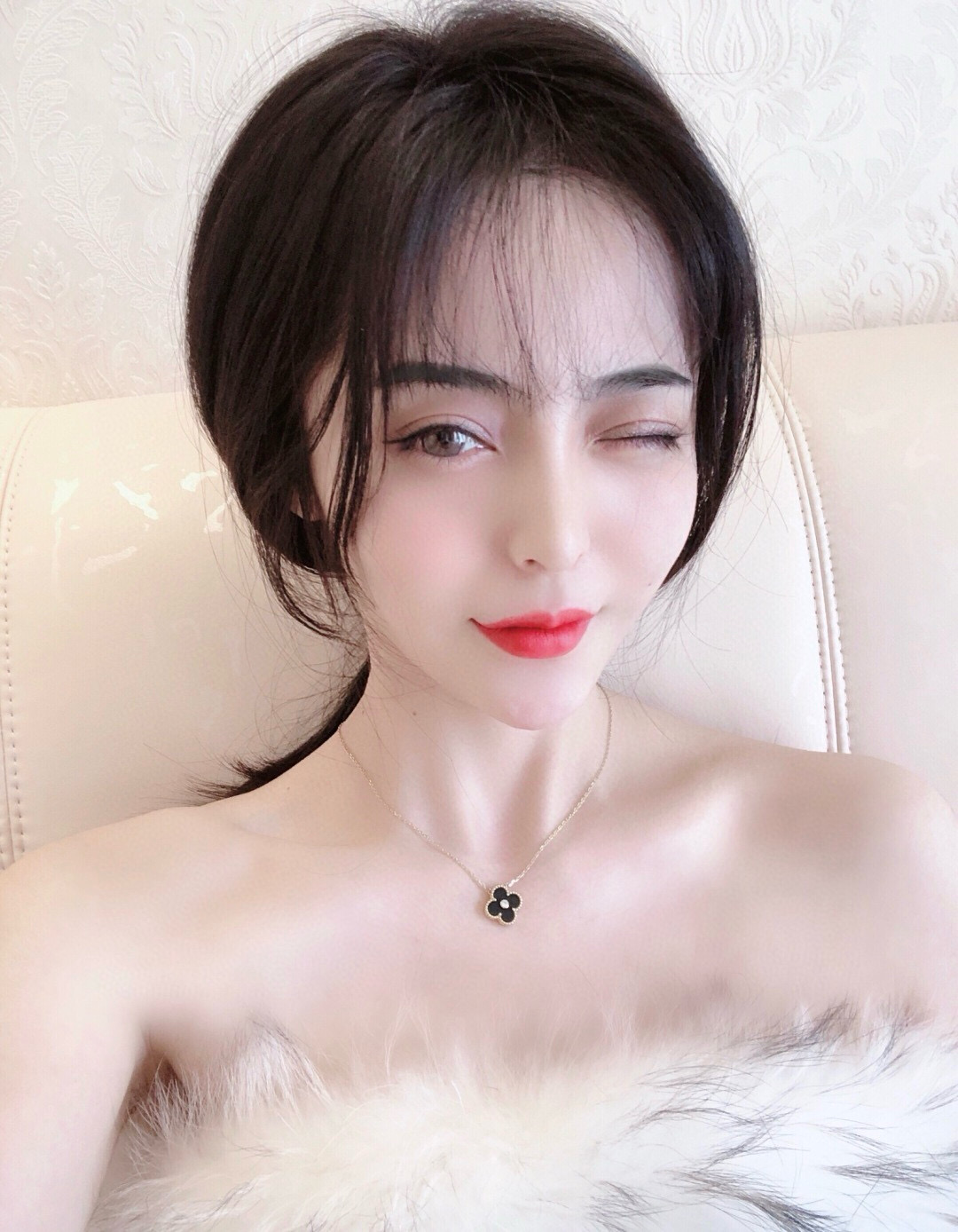 반클리프앤아펠 목걸이