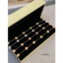 반클리프앤아펠 목걸이