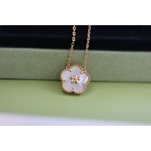 반클리프앤아펠 목걸이