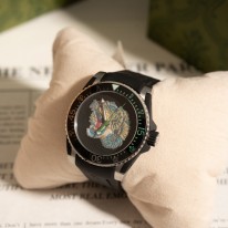 구찌 여자 시계