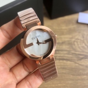 구찌 여자 시계