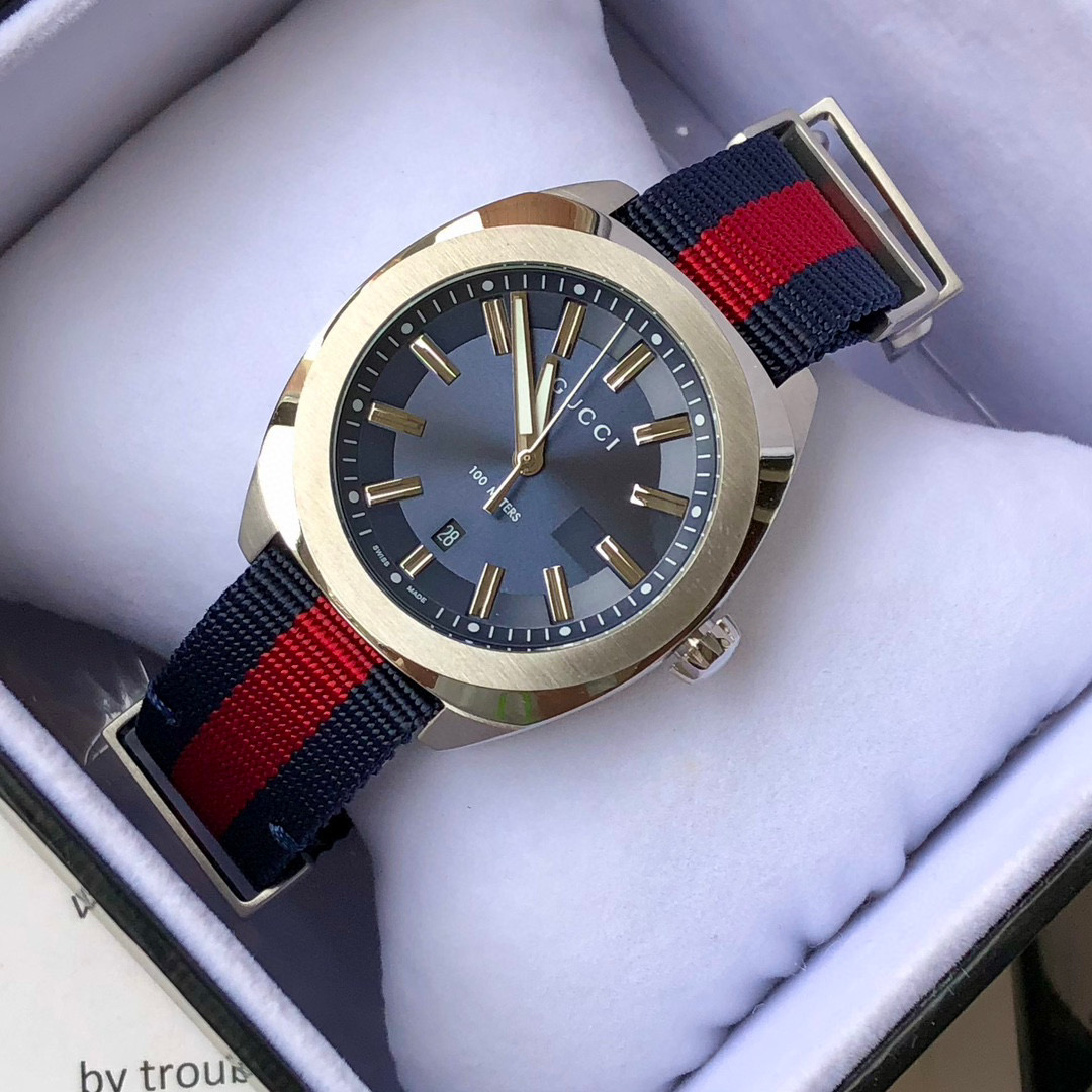 구찌 여자 시계