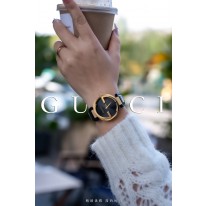 구찌 여자 시계