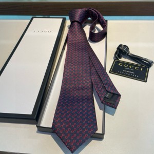 구찌 넥타이