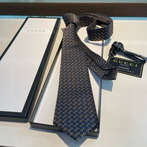 구찌 넥타이