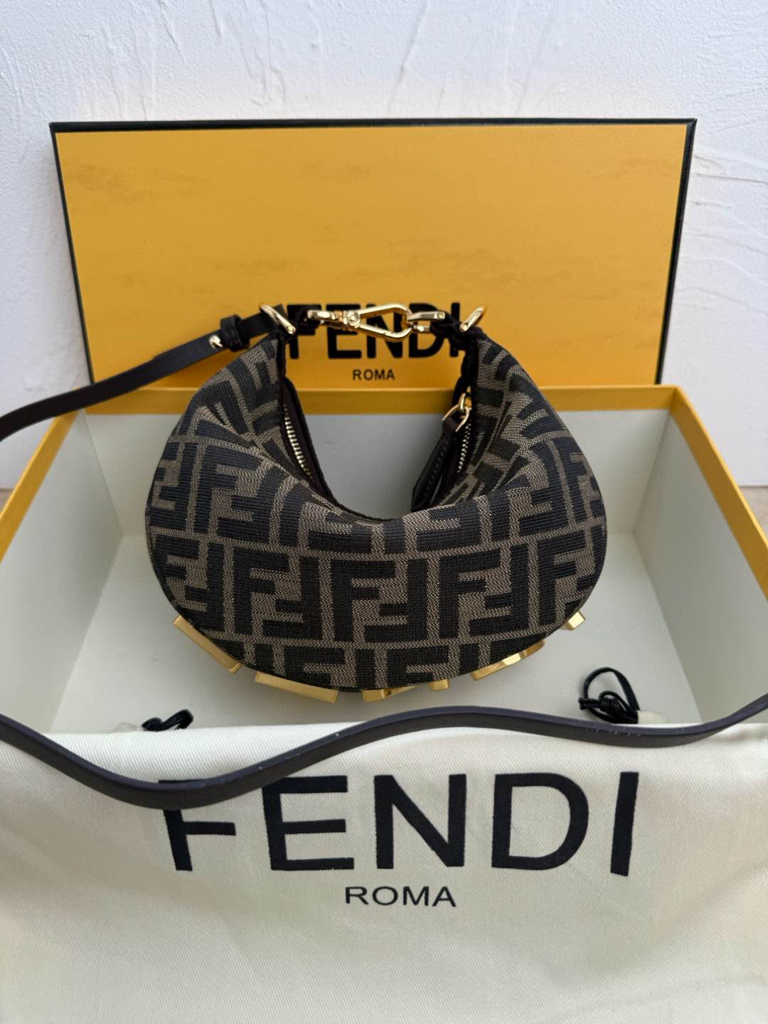 펜디 여자가방 8024/1