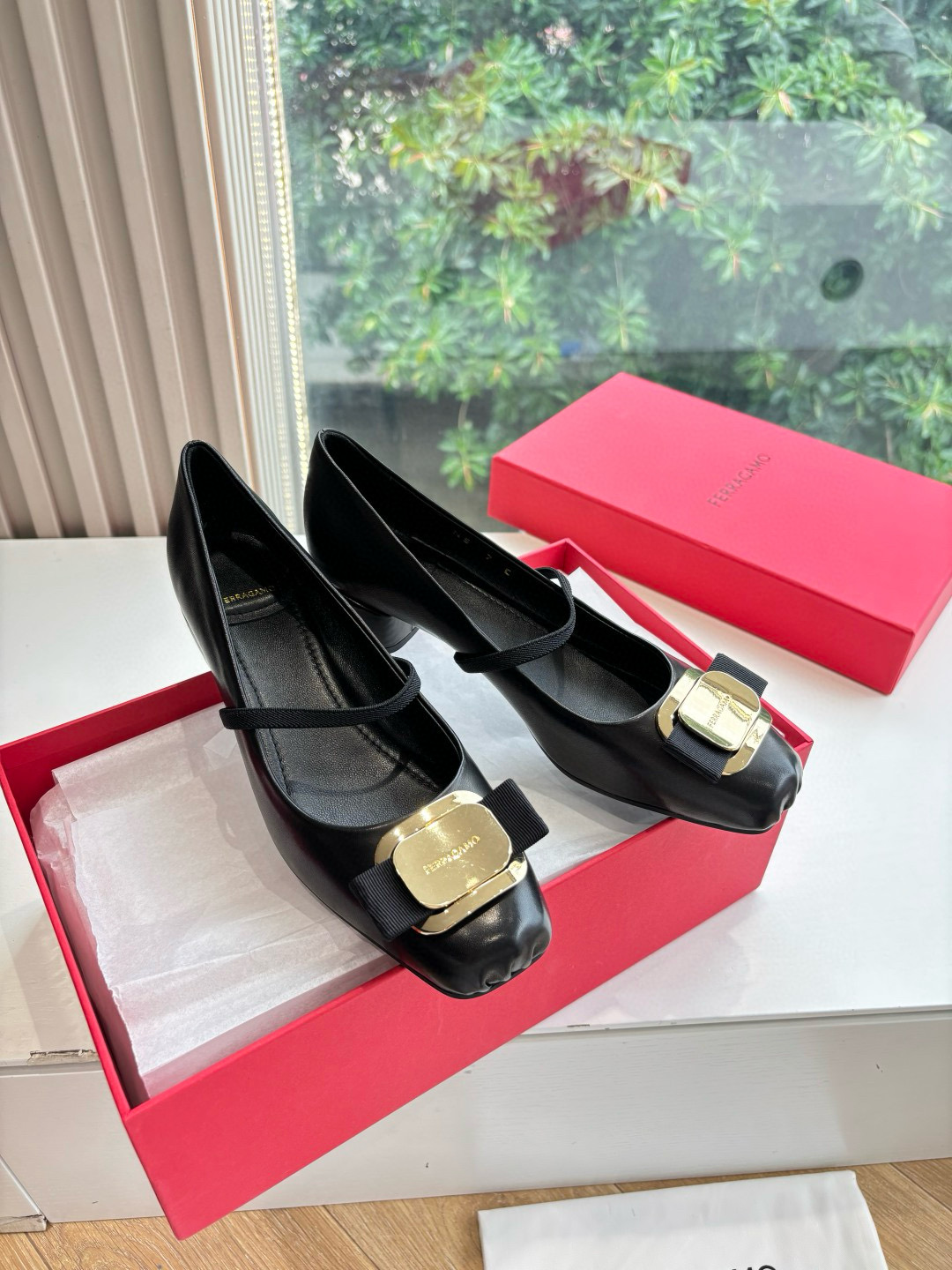 페라가모 여자 신발 구두