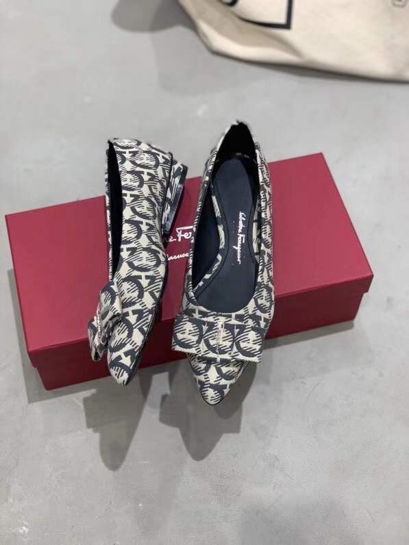 페라가모 여자 신발 구두