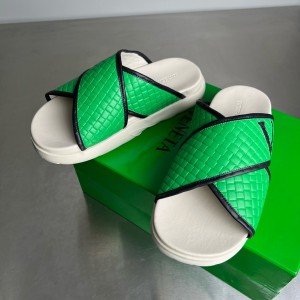 보테가베네타 남자 슬리퍼