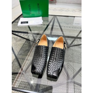 보테가베네타 남녀공용 구두