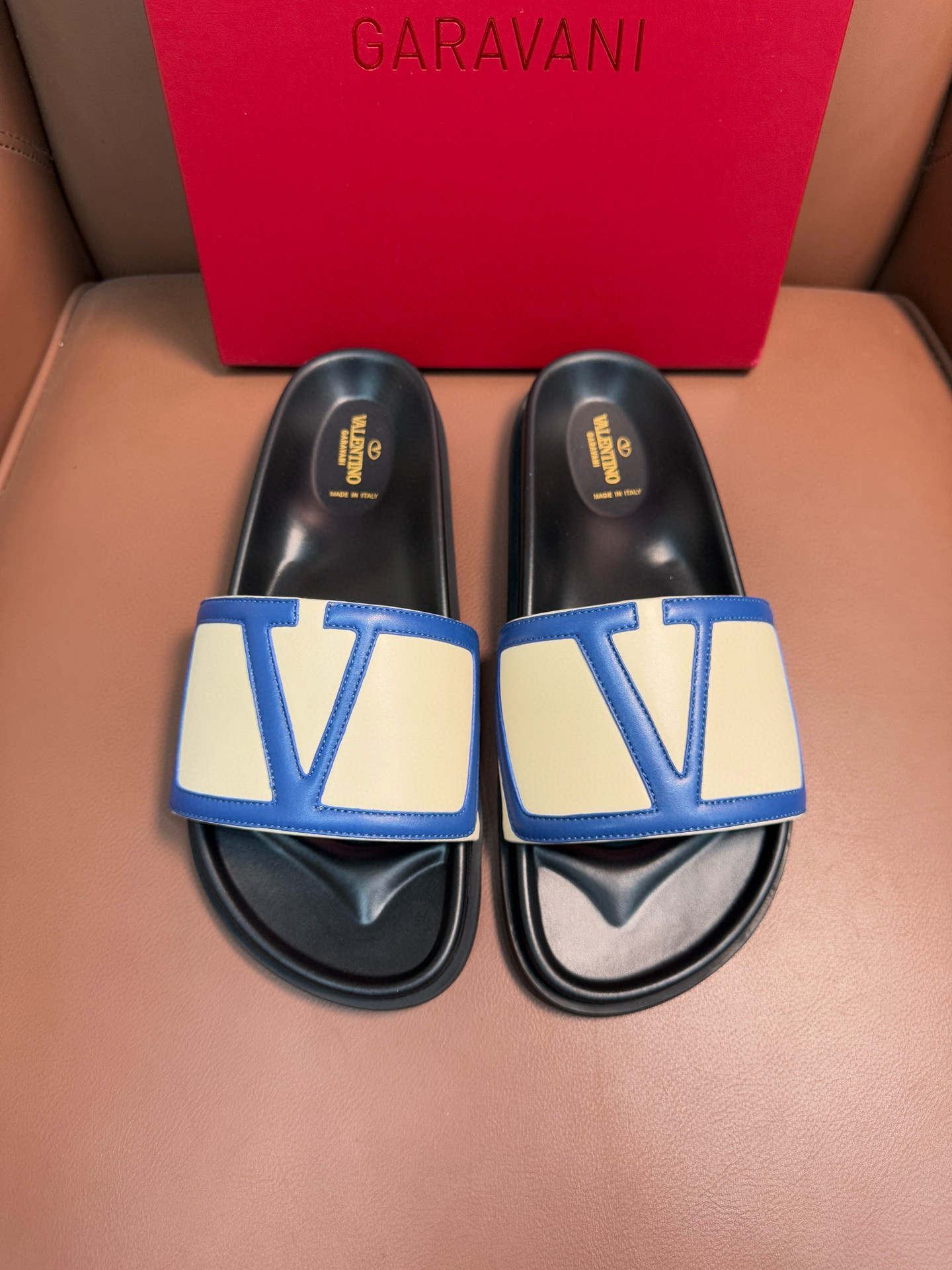 발렌티노 남자 슬리퍼