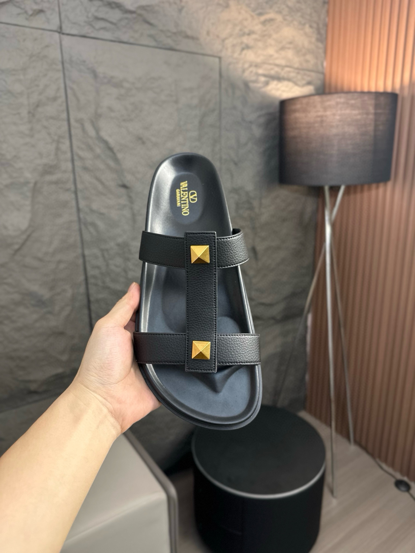 발렌티노 남자 슬리퍼