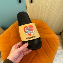 버버리 남녀공용 슬리퍼