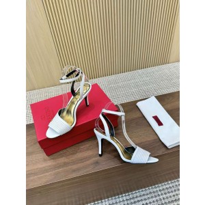 발렌티노 7.5cm 여자 샌들