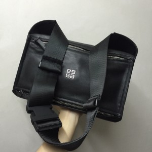 지방시 남자가방