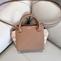 버버리  여자가방