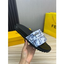 펜디 남자 슬리퍼