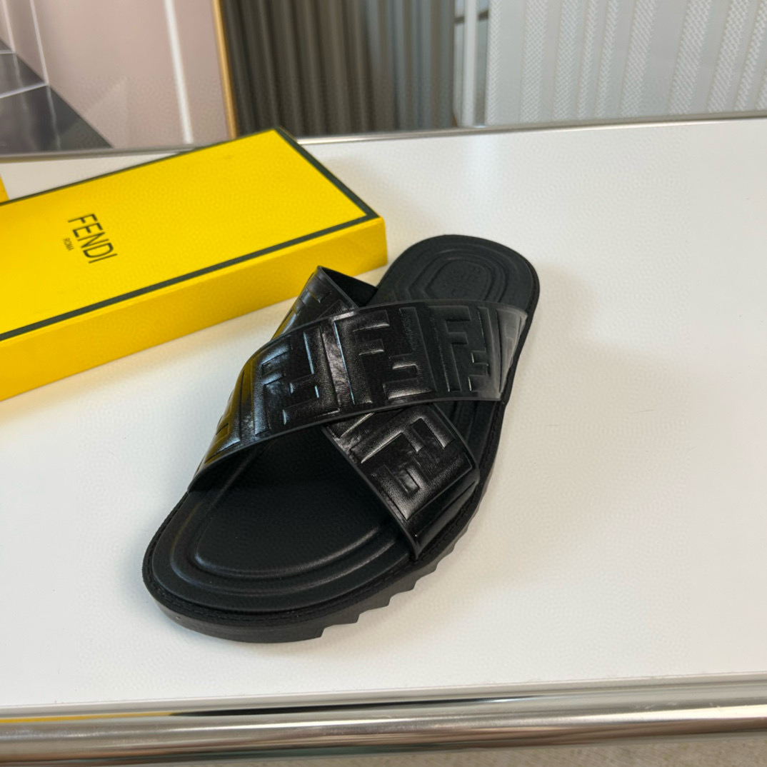 펜디 남자 슬리퍼