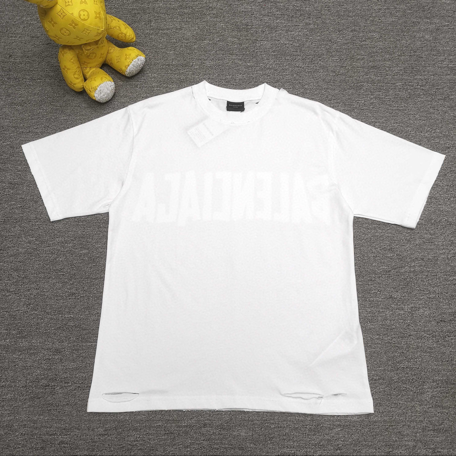 발렌시아가 남녀공용 반팔티