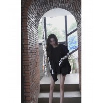 오프화이트 남녀공용 후드티 맨투맨