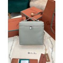 로로피아나 여자가방