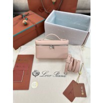 로로피아나 여자가방