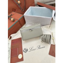 로로피아나 여자가방