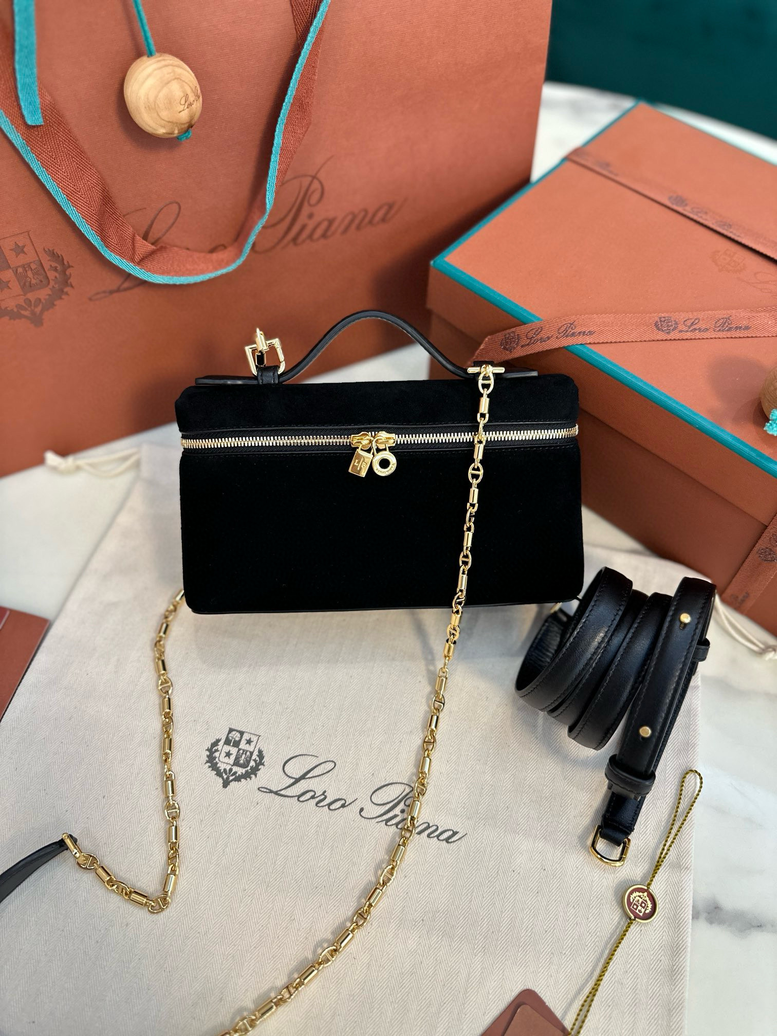 로로피아나 여자가방