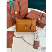 로로피아나 여자가방