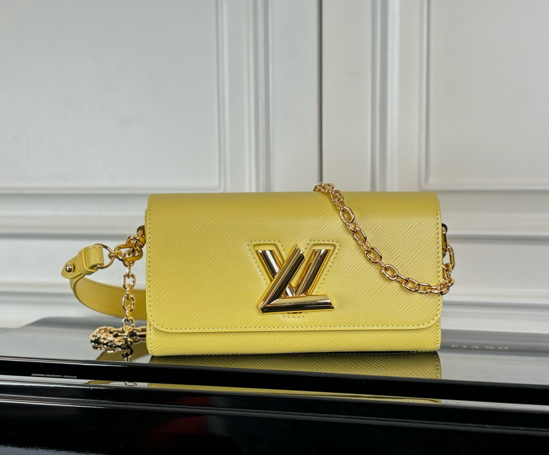 루이비통 M24549 여자가방