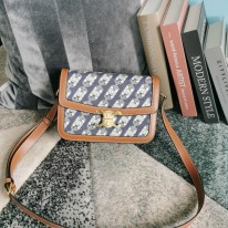 셀린느 191242 미디움 여자가방