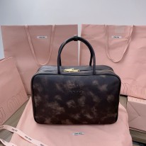 미우미우 5BB117 서류가방