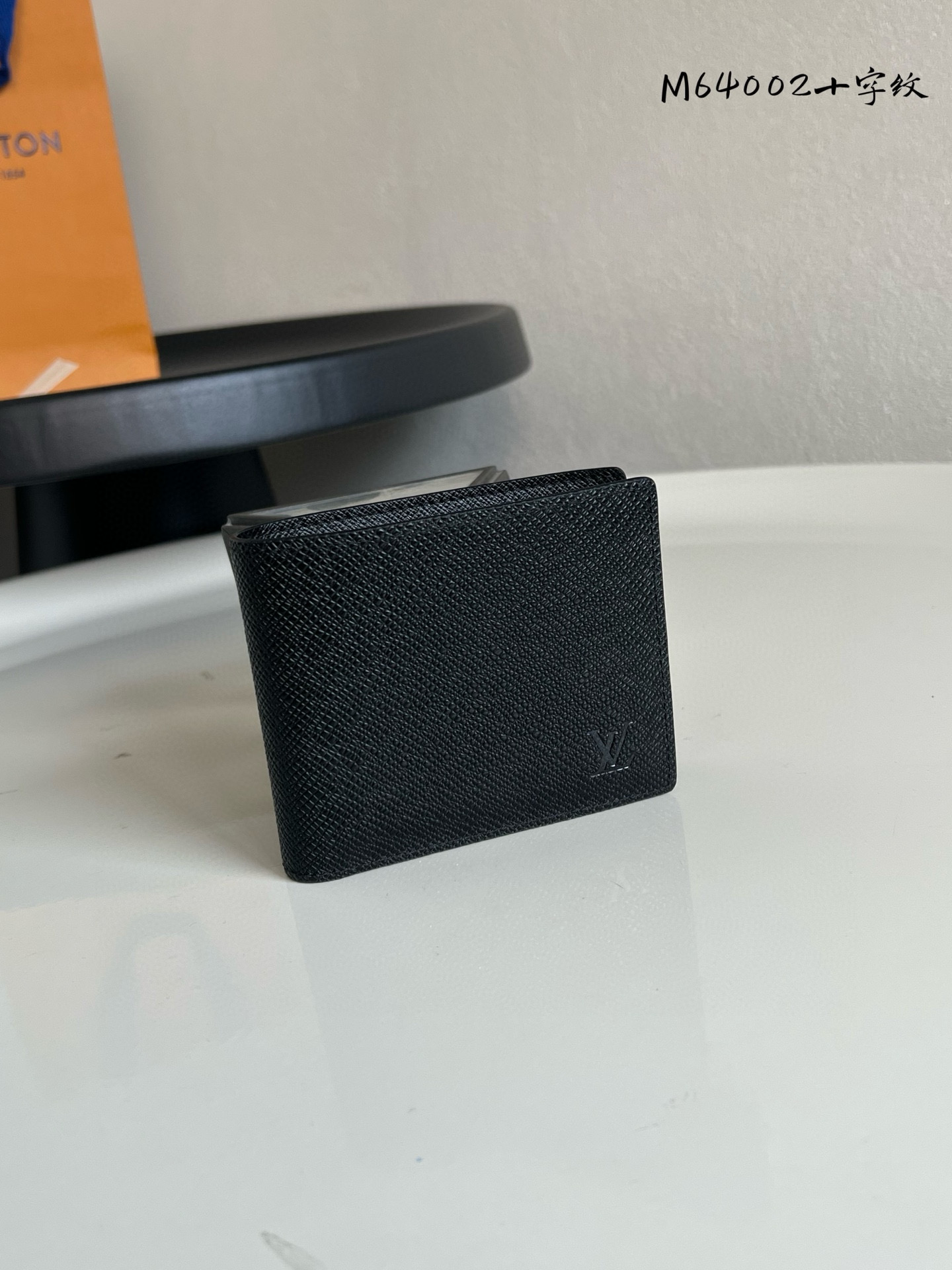 루이비통 M64002 남자 반지갑