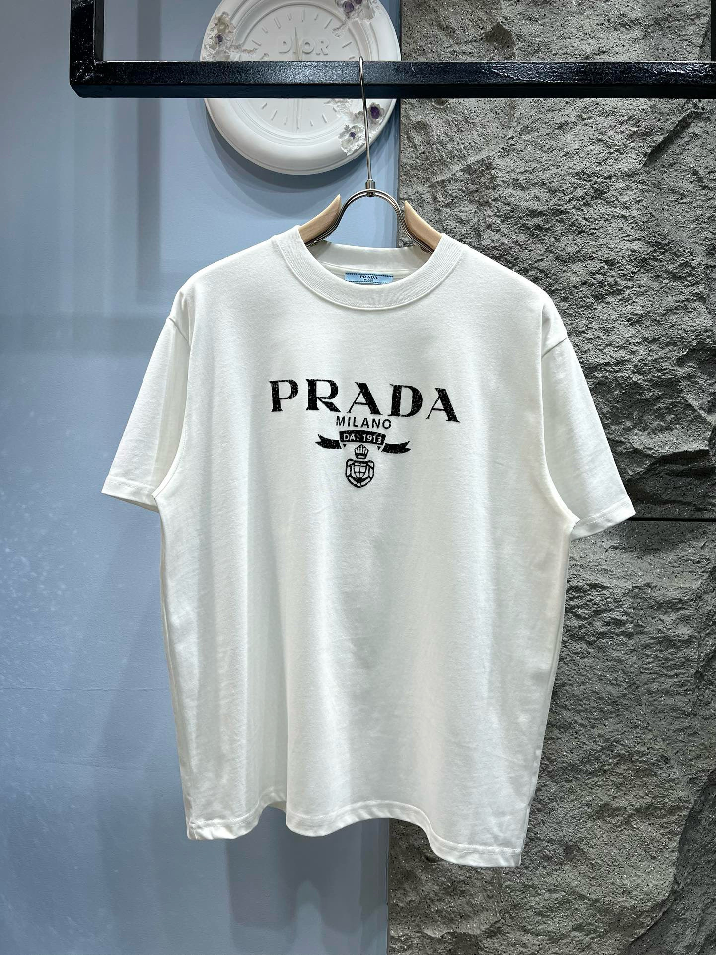 프라다 남자 반팔티