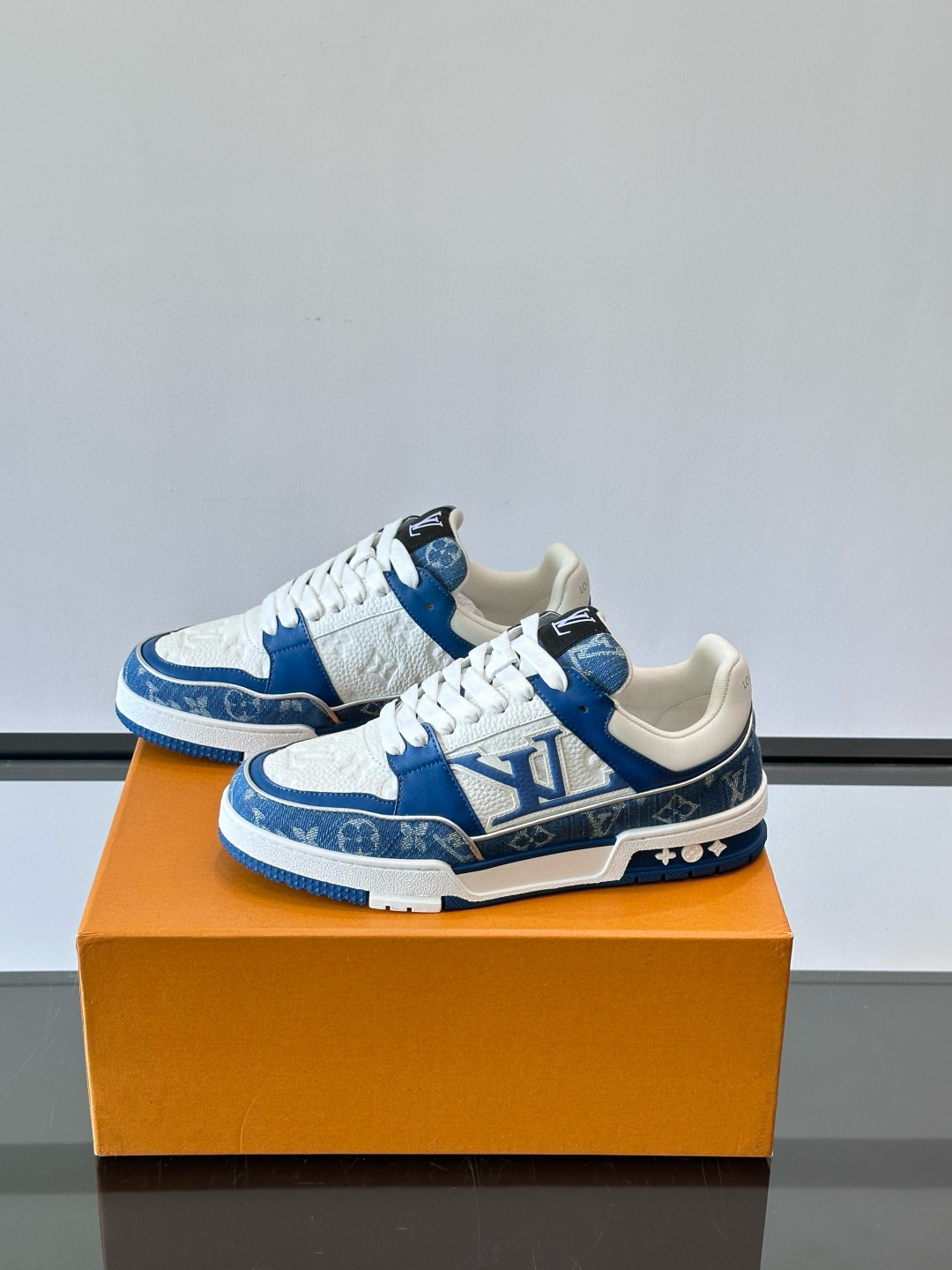 루이비통 트레이너 남자 신발 운동화 스니커즈