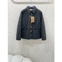 버버리 여자 자켓