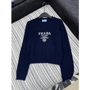 프라다 여자 니트