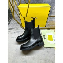 펜디 여자 부츠
