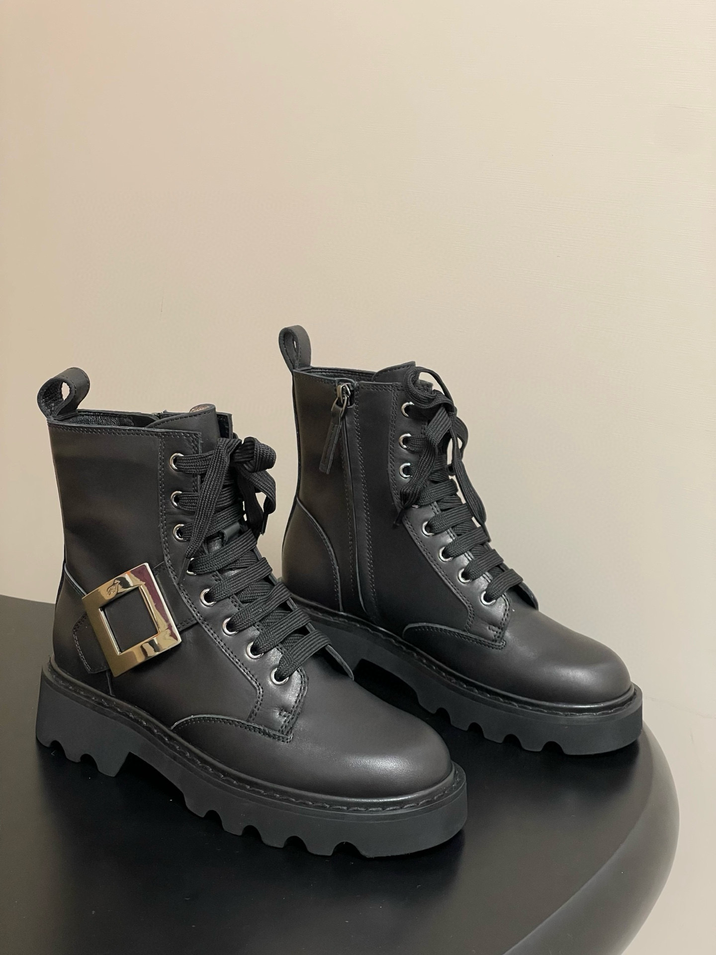 로저비비에 5CM 여자 부츠