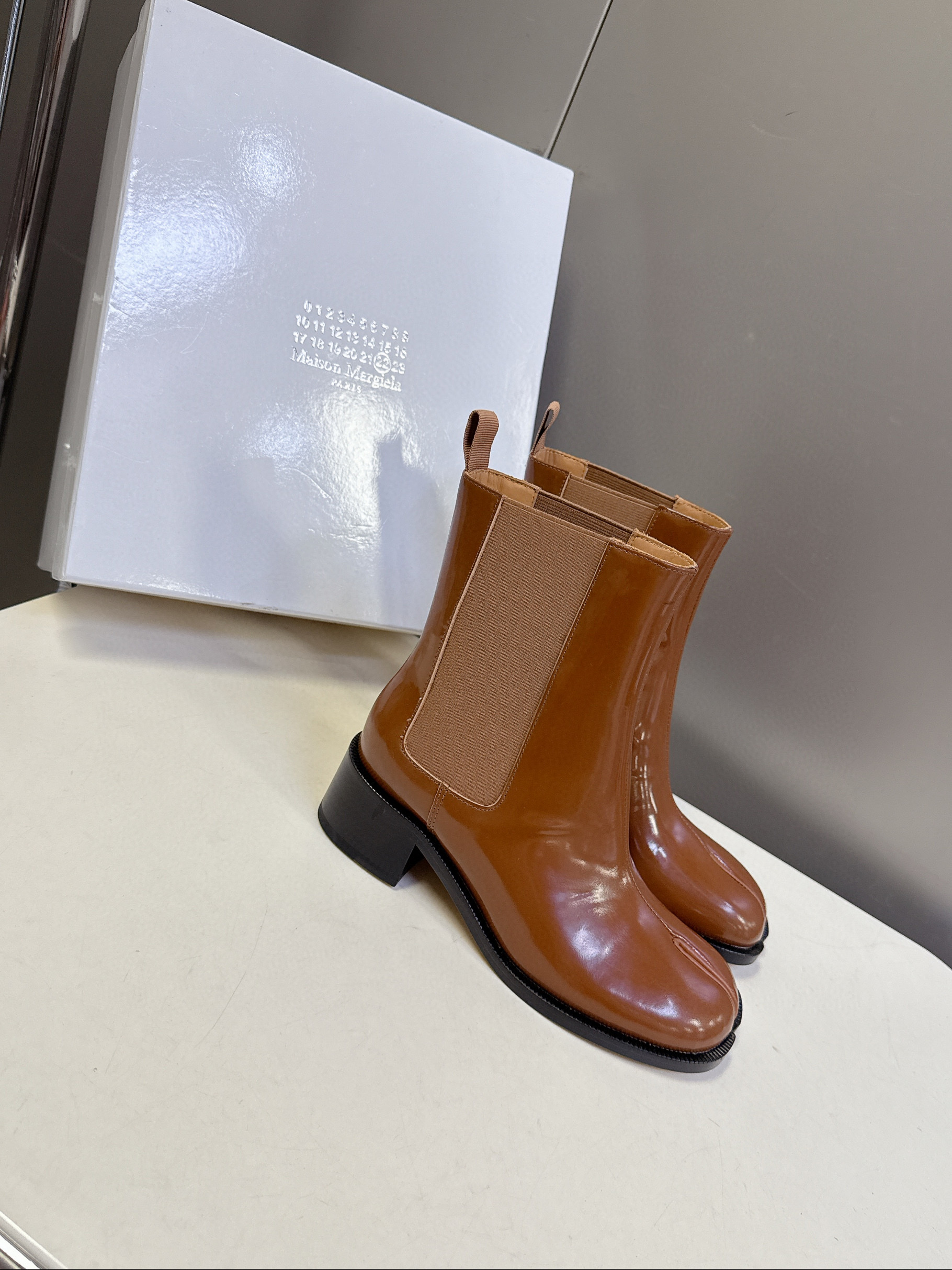 메종 마르지엘라 여자 부츠