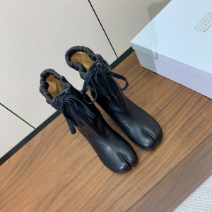 메종 마르지엘라 8CM 여자 부츠