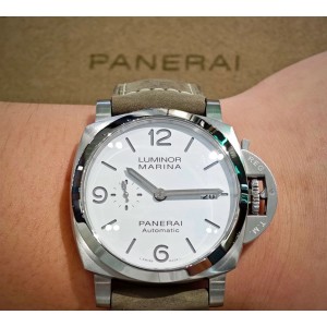 파네라이 A급 남자 시계