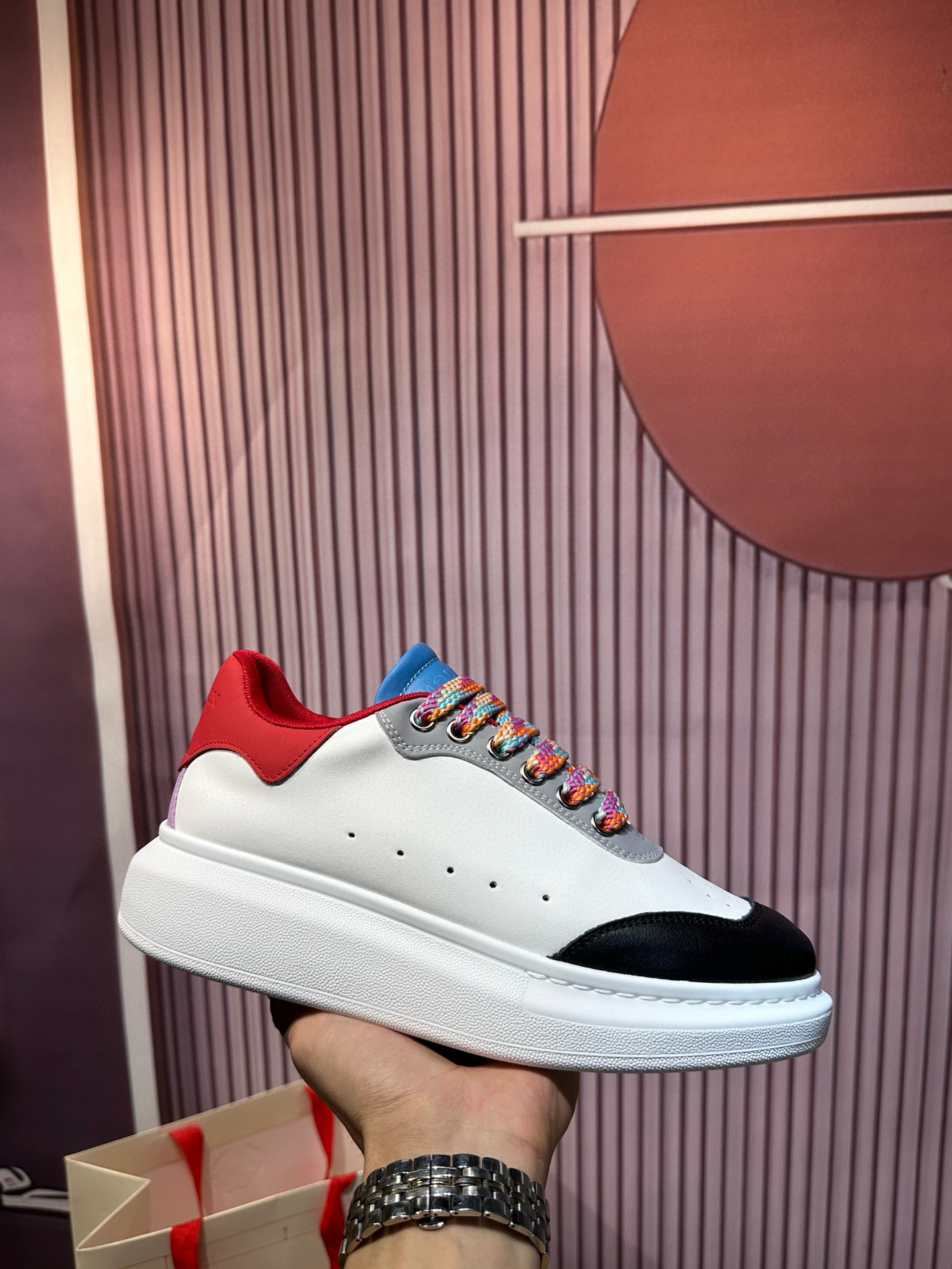 알렉산더 맥퀸 남녀공용 신발 운동화 스니커즈