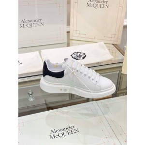 알렉산더 맥퀸 남녀공용 신발 운동화 스니커즈